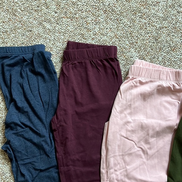 Old navy/no boundaries  leggings - Picture 2 of 3